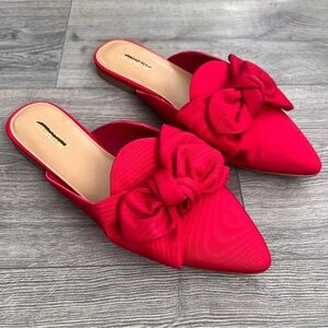 J.CREW Pointed Toe Bow Mule Flats Size 6.5 Cardinal Red Slip Ons Spring Summer